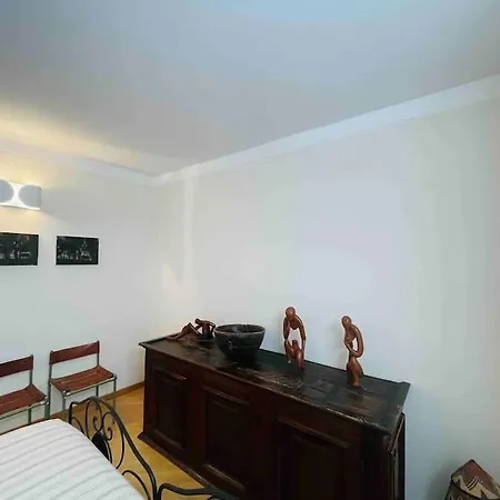 Ale Apartment *
