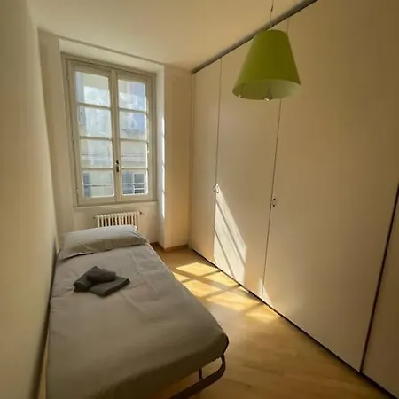 Ale Apartment Como